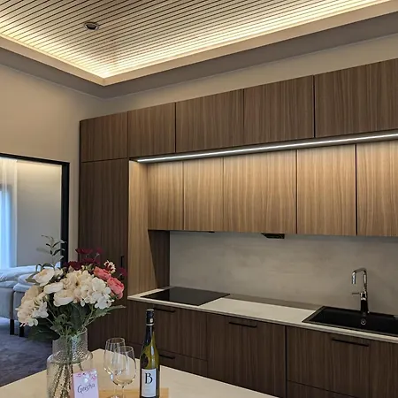 Haven With Private Jacuzzi And Sauna - Brand New - Near Airport & Santa Claus Village *