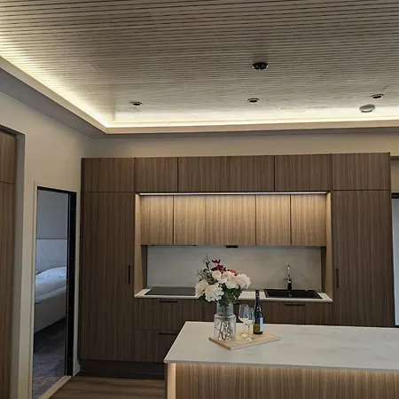 Villa Haven With Private Jacuzzi And Sauna - Brand New - Near Airport & Santa Claus Village *