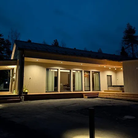 Haven With Private Jacuzzi And Sauna - Brand New - Near Airport & Santa Claus Village